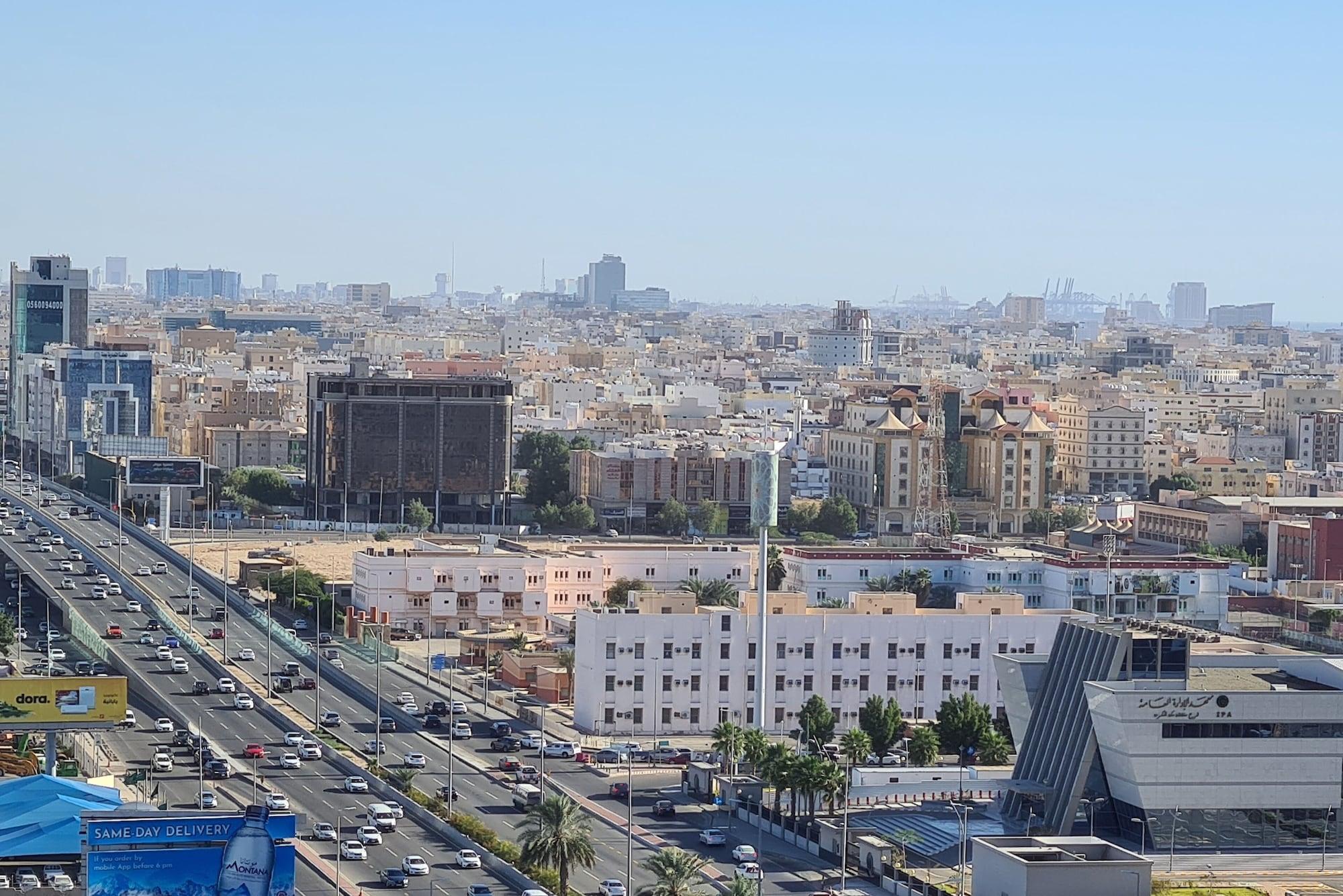 Moevenpick Hotel City Star Jeddah Luaran gambar Riyadh skyline